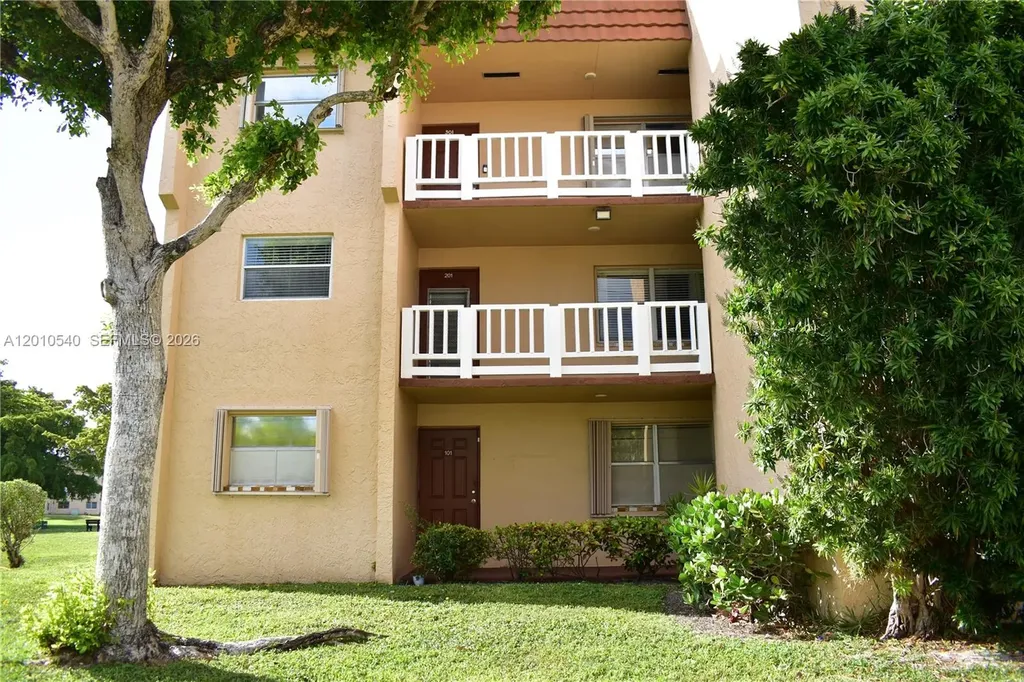 9321 Sunrise Lakes Boulevard Sunrise FL 33322
