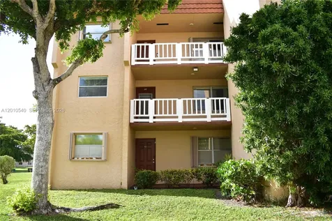 9321 Sunrise Lakes Boulevard Sunrise FL 33322