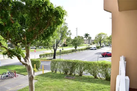 9321 Sunrise Lakes Boulevard Sunrise FL 33322