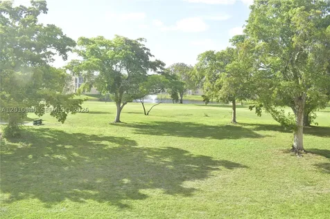9321 Sunrise Lakes Boulevard Sunrise FL 33322