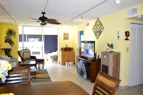 9321 Sunrise Lakes Boulevard Sunrise FL 33322