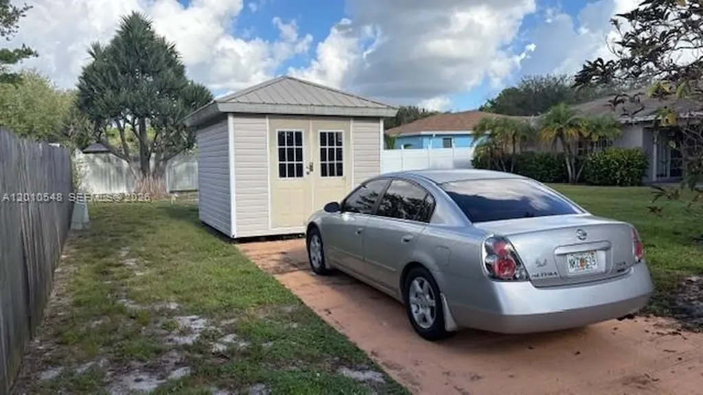 774 NW 16th Place Pompano Beach FL 33060