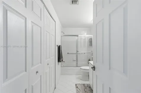 7765 Yardley Drive Tamarac FL 33321