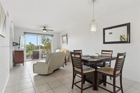 7765 Yardley Drive Tamarac FL 33321