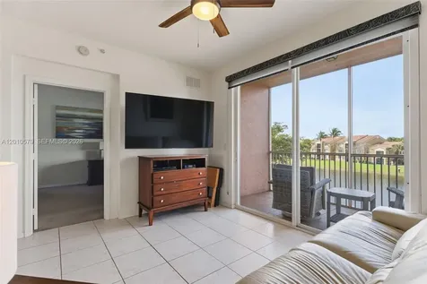 7765 Yardley Drive Tamarac FL 33321