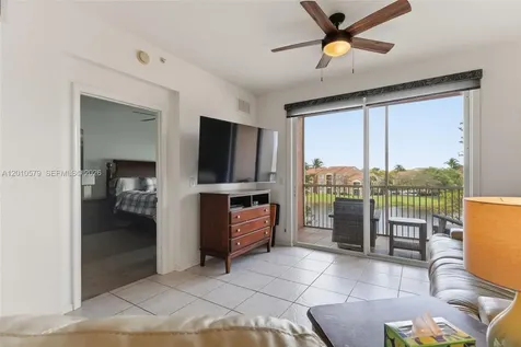 7765 Yardley Drive Tamarac FL 33321