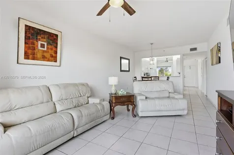 7765 Yardley Drive Tamarac FL 33321