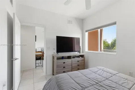 7765 Yardley Drive Tamarac FL 33321