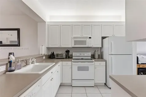 7765 Yardley Drive Tamarac FL 33321