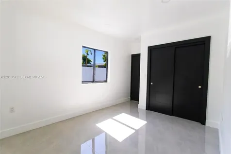 571 NW 152nd Street Miami FL 33169