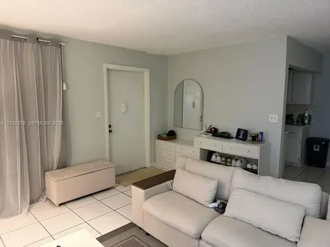 2420 Diana Drive Hallandale Beach FL 33009