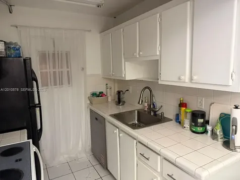 2420 Diana Drive Hallandale Beach FL 33009