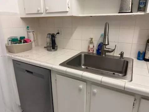 2420 Diana Drive Hallandale Beach FL 33009