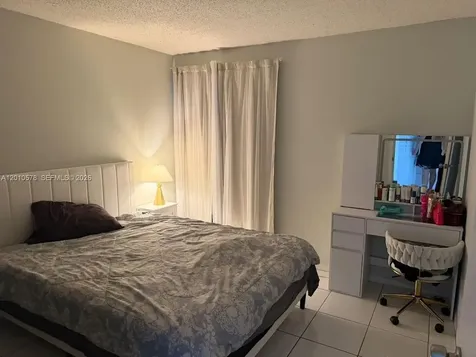 2420 Diana Drive Hallandale Beach FL 33009