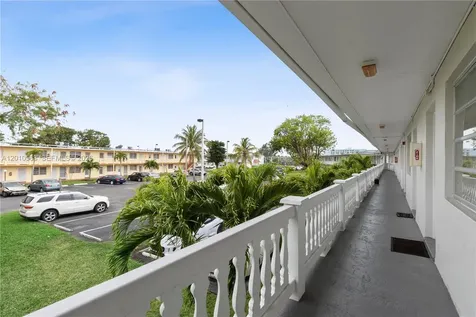 165 NE 203rd Terrace Miami Gardens FL 33179