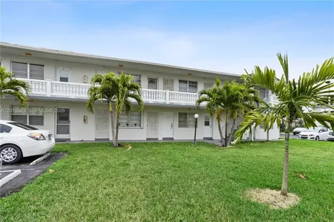 165 NE 203rd Terrace Miami Gardens FL 33179