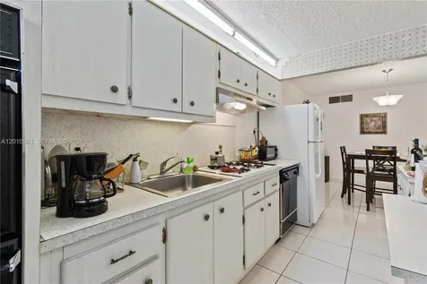 165 NE 203rd Terrace Miami Gardens FL 33179