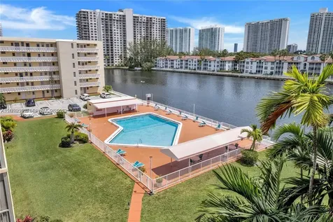 2999 Point East Drive Aventura FL 33160