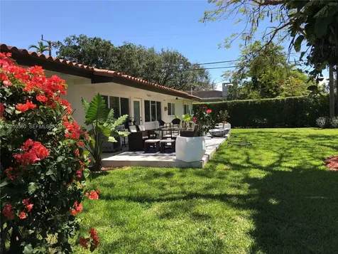 1542 Siena Avenue Coral Gables FL 33146