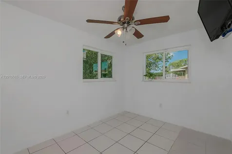8690 NW 24th Place Sunrise FL 33322