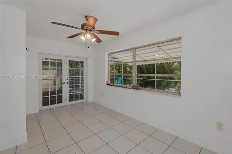 8690 NW 24th Place Sunrise FL 33322