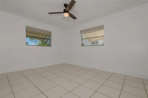 8690 NW 24th Place Sunrise FL 33322