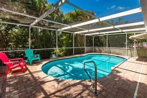 8690 NW 24th Place Sunrise FL 33322