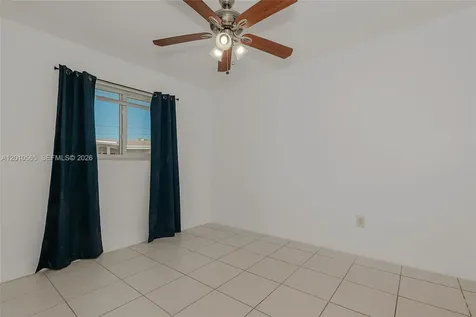 8690 NW 24th Place Sunrise FL 33322