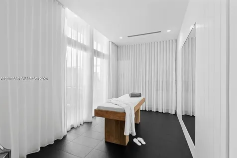 2000 Metropica Way Sunrise FL 33323