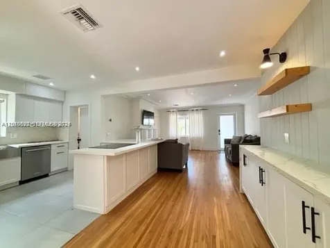 9472 Byron Avenue Surfside FL 33154