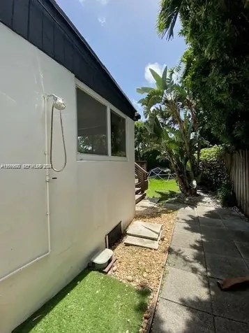 9472 Byron Avenue Surfside FL 33154