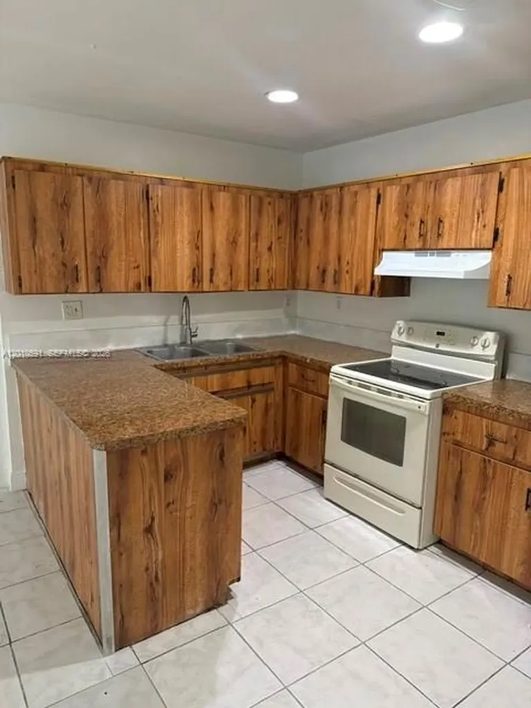 10406 NW 36th Street Coral Springs FL 33065