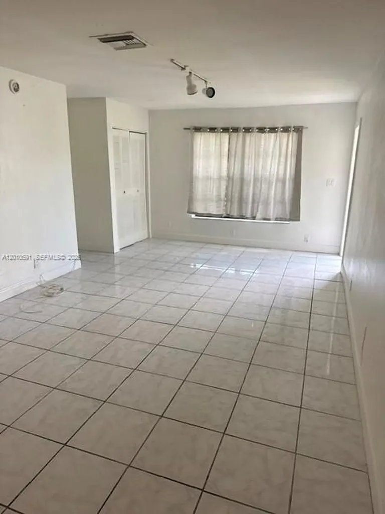 10406 NW 36th Street Coral Springs FL 33065