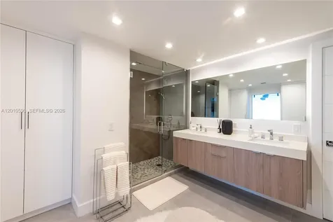 3801 Collins Avenue Miami Beach FL 33140