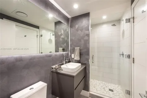 3801 Collins Avenue Miami Beach FL 33140