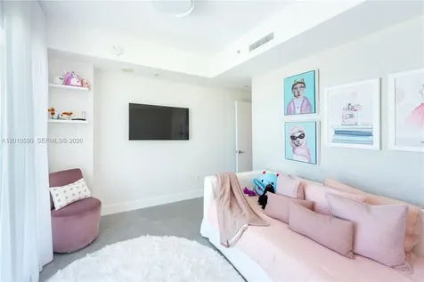 3801 Collins Avenue Miami Beach FL 33140