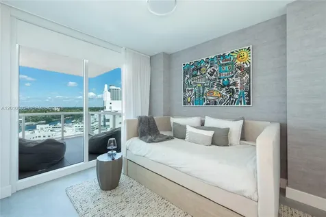 3801 Collins Avenue Miami Beach FL 33140