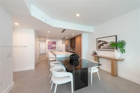 3801 Collins Avenue Miami Beach FL 33140