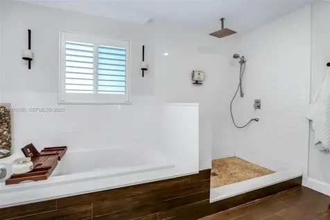 2081 Augusta Weston FL 33326