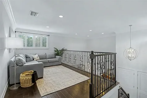 2081 Augusta Weston FL 33326