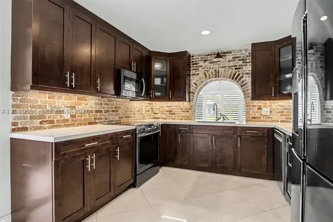 2081 Augusta Weston FL 33326