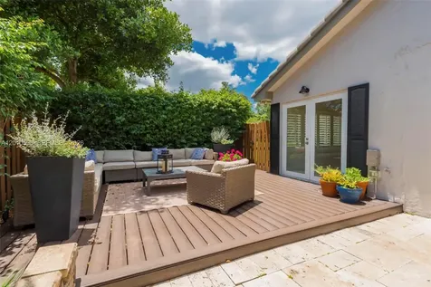 2081 Augusta Weston FL 33326
