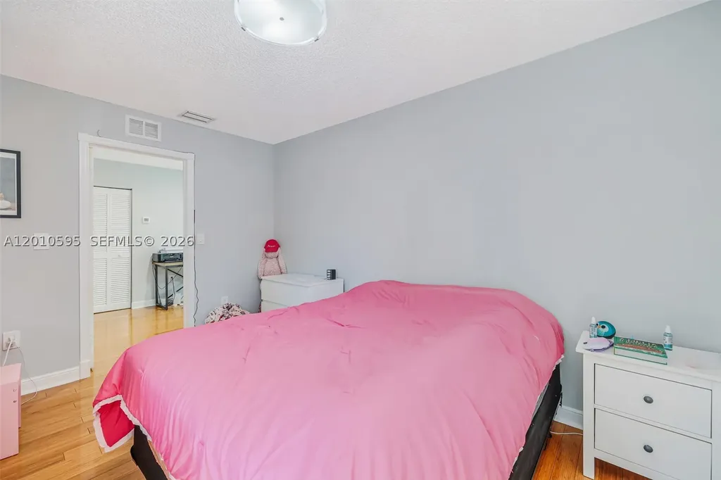 1065 Weeping Willow Way Hollywood FL 33019