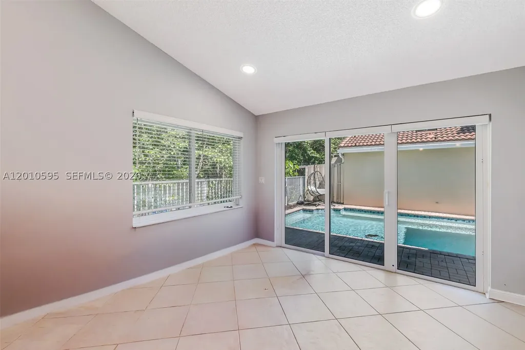 1065 Weeping Willow Way Hollywood FL 33019