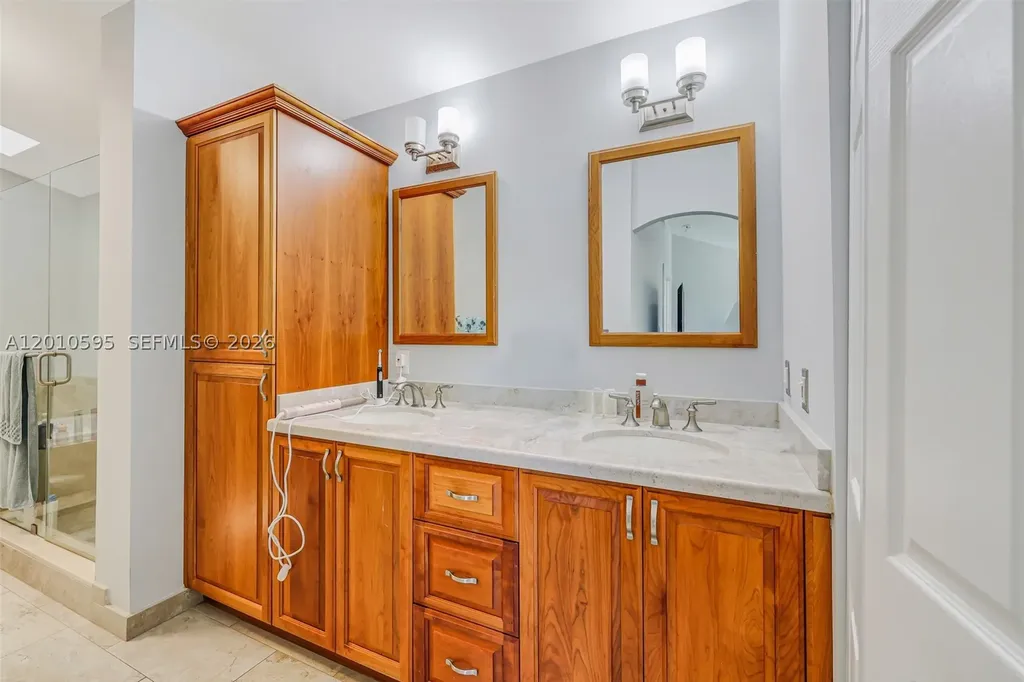 1065 Weeping Willow Way Hollywood FL 33019