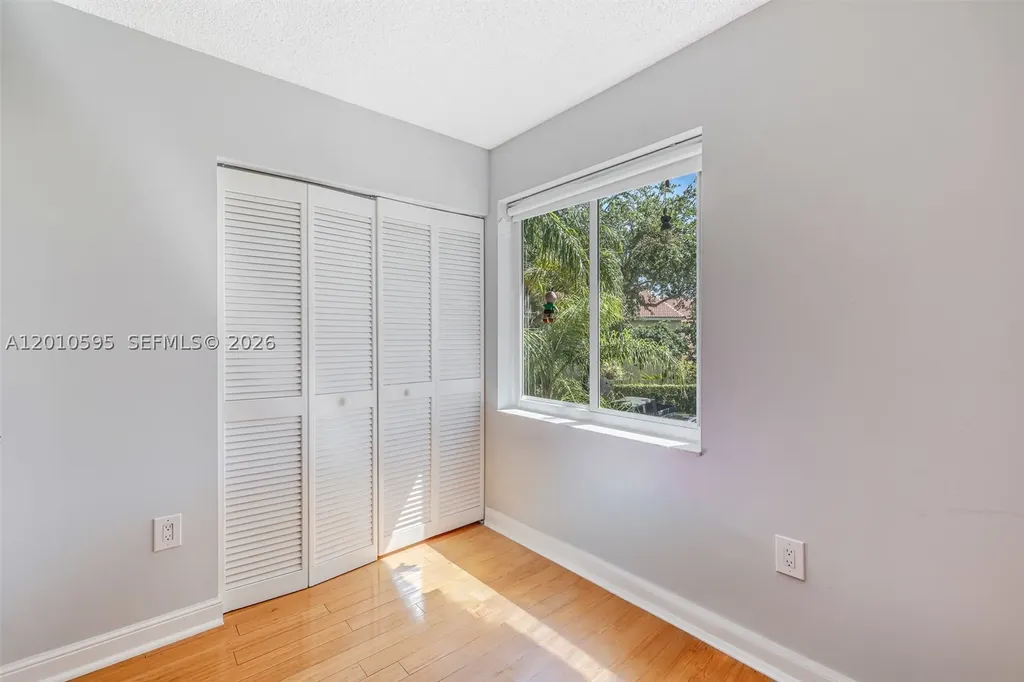 1065 Weeping Willow Way Hollywood FL 33019