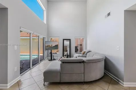 1065 Weeping Willow Way Hollywood FL 33019