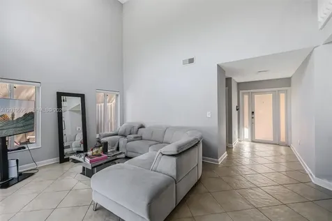 1065 Weeping Willow Way Hollywood FL 33019