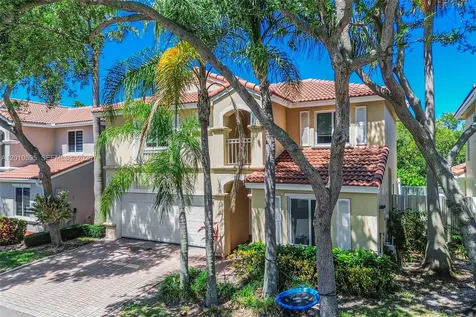 1065 Weeping Willow Way Hollywood FL 33019