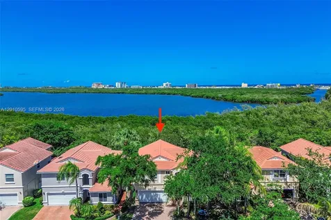 1065 Weeping Willow Way Hollywood FL 33019